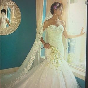 ❤️Stunning sequined mermaid gown. Never been worn.